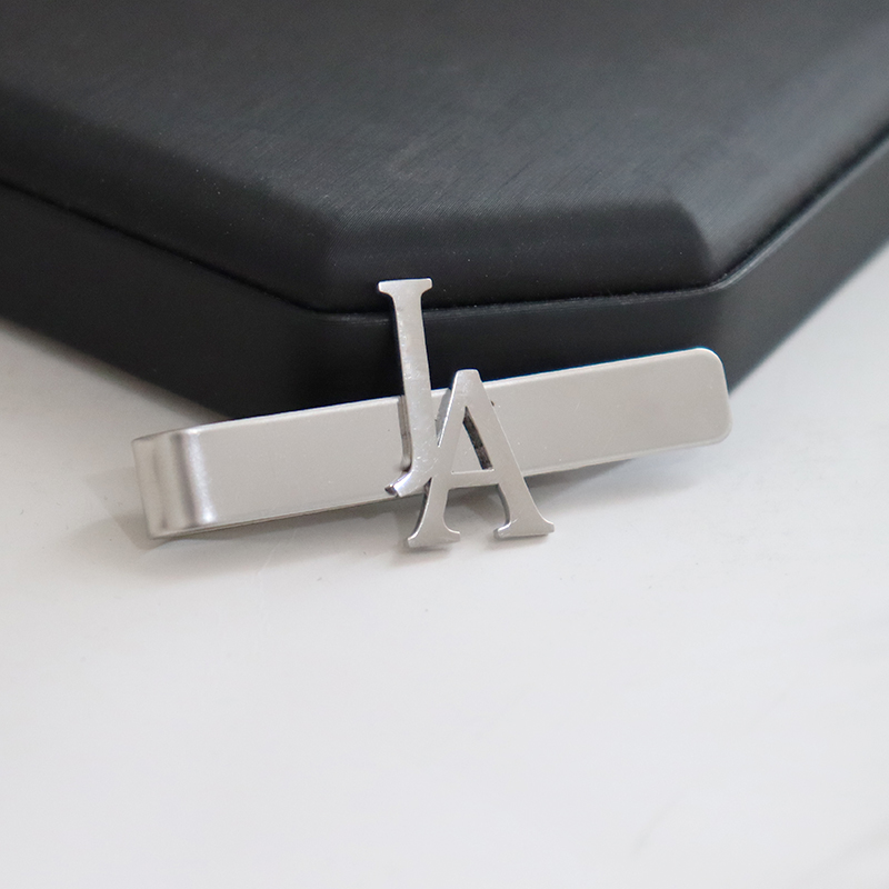 DIY буквенный узор с именем 4, – обзор и цена Tie Clip Silver